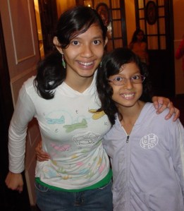 Laura y Bea en el Teatro Nacional 2