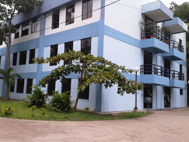 Universidad de El Salvador 2013 9