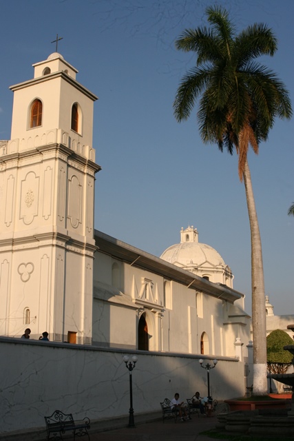 Iglesia de Ahuachapán