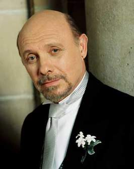 Héctor Elizondo