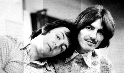 Paul McCartney y George Harrison