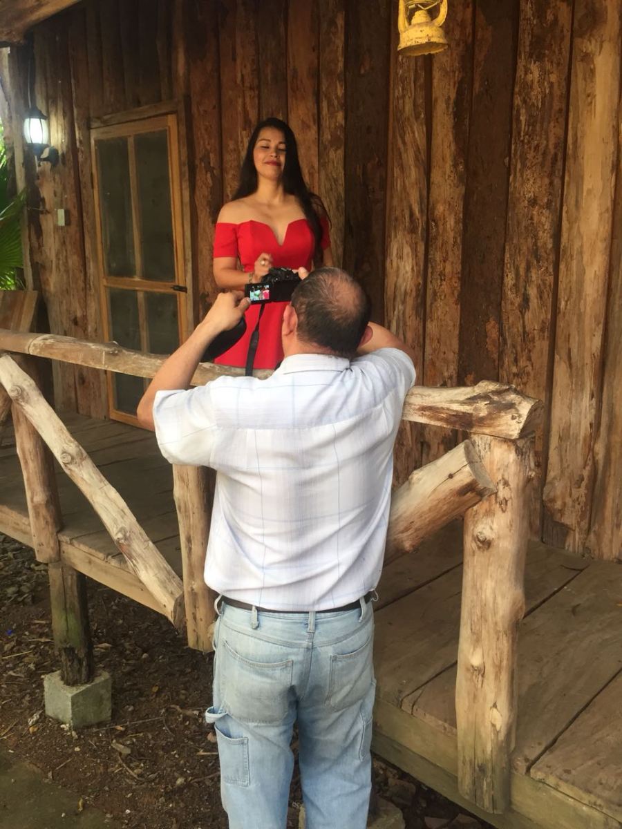 Grabando a Blanqui Amaya en el video de EL TIEMPO Y LA SOLEDAD arreglo 2