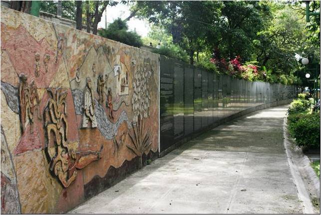 MONUMENTO A LA MEMORIA Y LA VERDAD. El Salvador. Imagen1 (4)