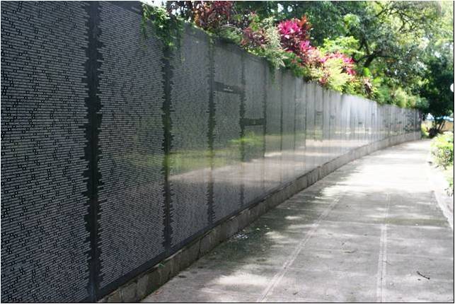 MONUMENTO A LA MEMORIA Y LA VERDAD. El Salvador. Imagen1 (7)